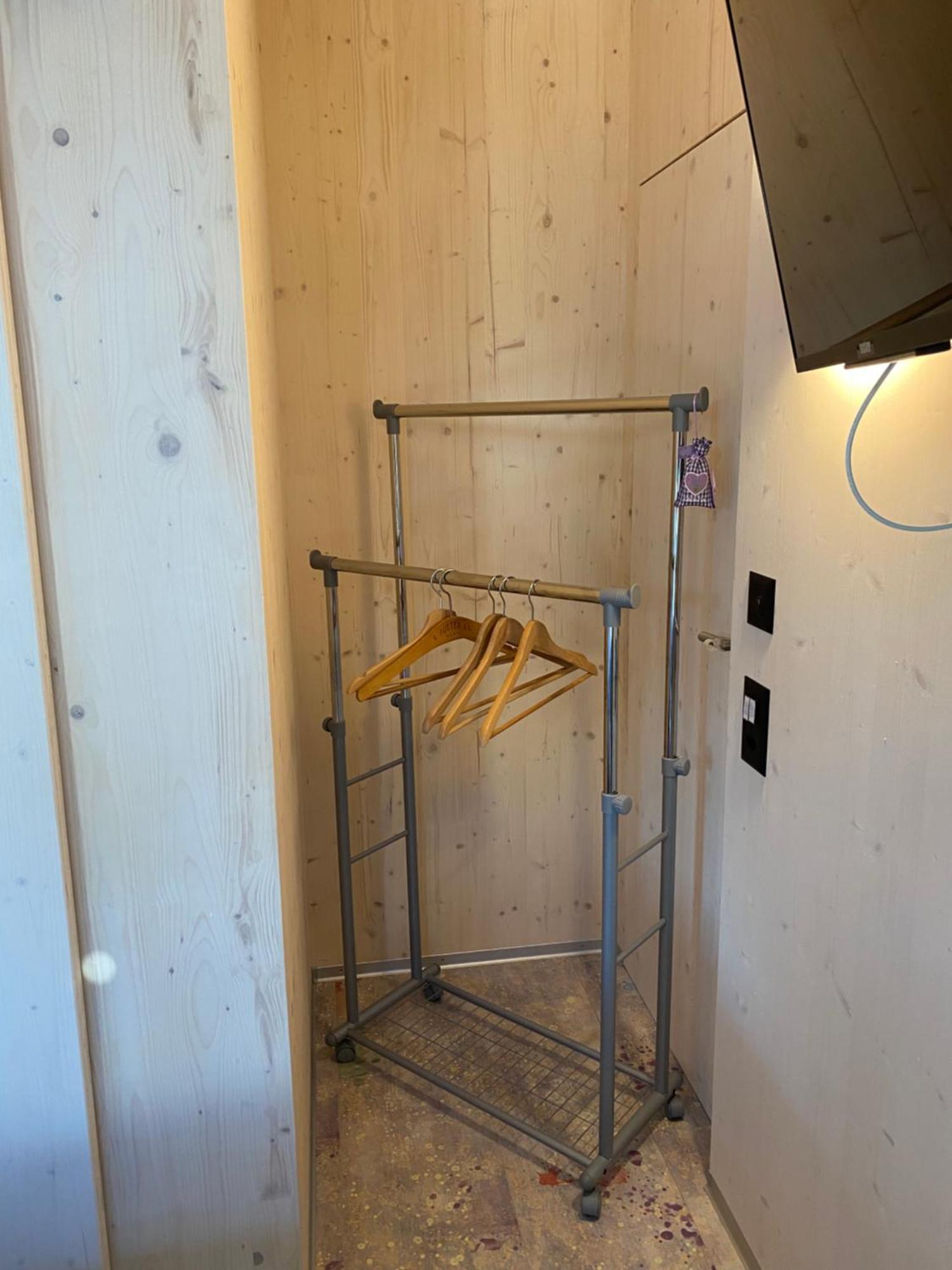 Auf Wolke 7 - Gaeste-Studio Im Mini House In Ch-4556 Aeschi So Exterior photo